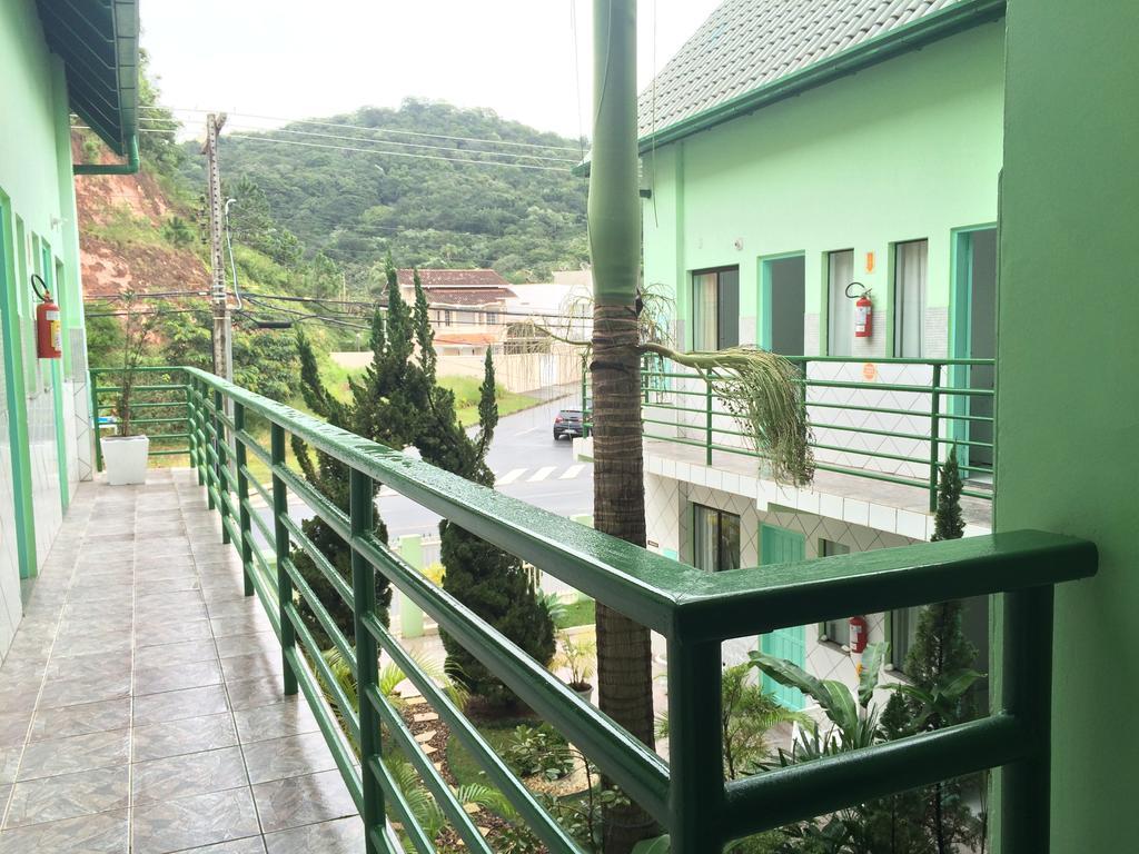 Hotel Pousada Reimar Balneario Camboriu Exterior photo